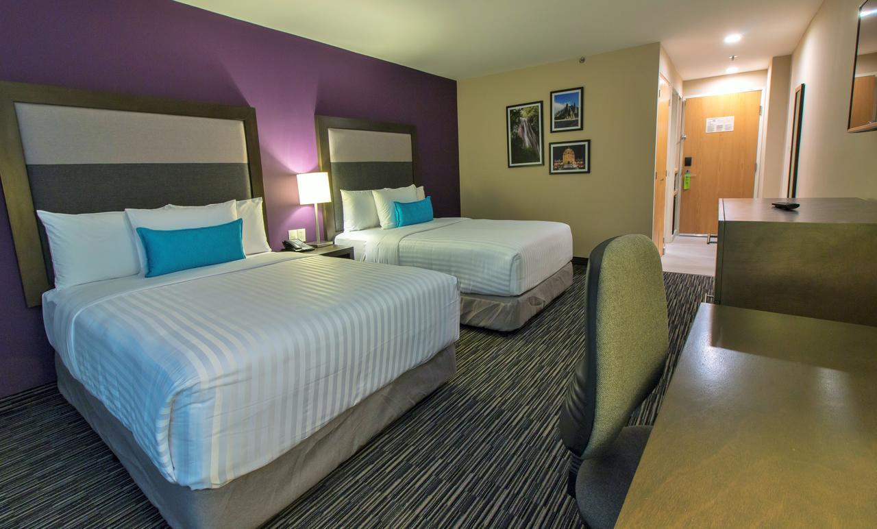 ลา ควินตา บาย วินด์แฮม มอนเตร์เรย์ แอโรปวยร์โต Hotel อโปดาคา ภายนอก รูปภาพ